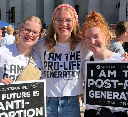 Сторонники защиты жизни свидетельствуют на Марше за жизнь в Огайо в Колумбусе
