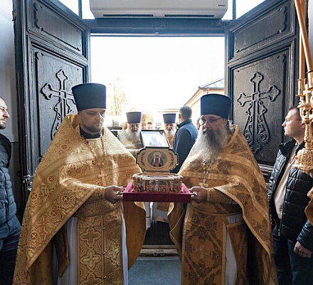Состоялось принесение ковчега с частицей мощей святителя Тихона в Подольскую епархию