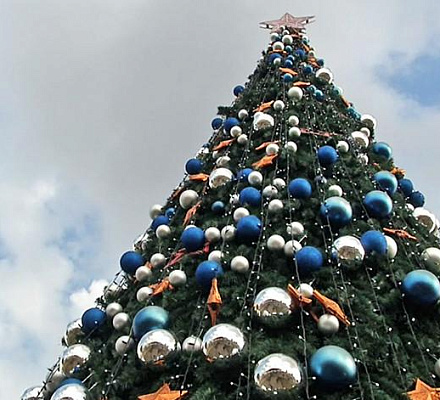 Los niños sirios fueron invitados al árbol de Navidad en las tradiciones rusas