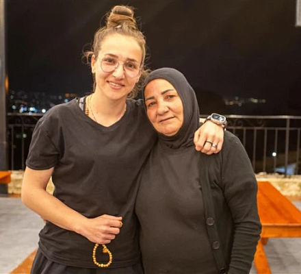 How a stolen rosary led one young woman to the Catholic Church