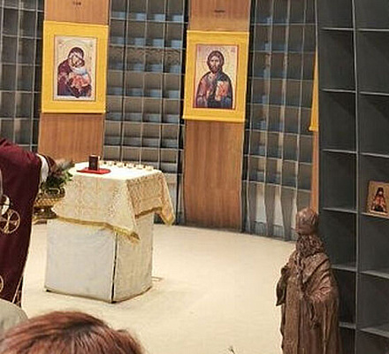 В Никольском храме Шанхая молитвенно отметили память свт. Иоанна Шанхайского