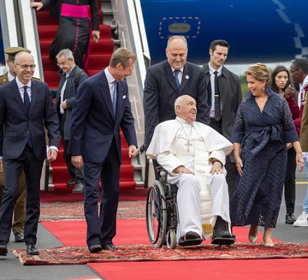 В секуляризованном Люксембурге Папа Франциск говорит католикам о необходимости евангелизации Европы