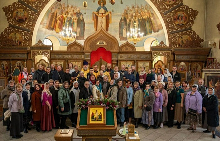 Представители православного центра по работе с глухими и слабослышащими людьми «Десница» получили награды Синодального отдела по благотворительности