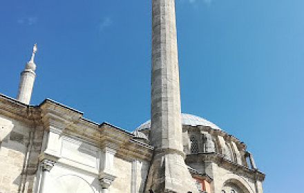 Mezquita Lale Kyoyu