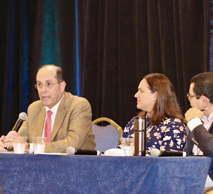 Responder a los signos de los tiempos para revitalizar el ministerio hispano y toda la Iglesia