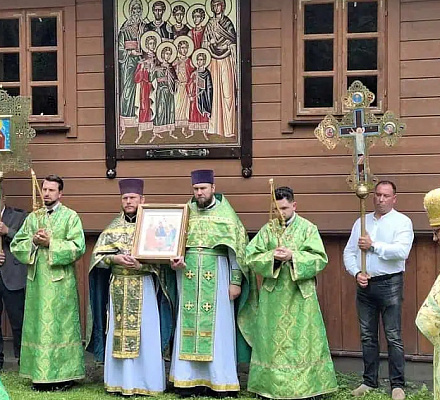 Пятидесятница в «Крыночке»