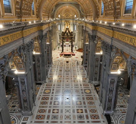 El presidente de Microsoft presentará una "experiencia mejorada con IA" de la Basílica de San Pedro