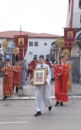 Лития с иконами в честь праздника Торжество Православия